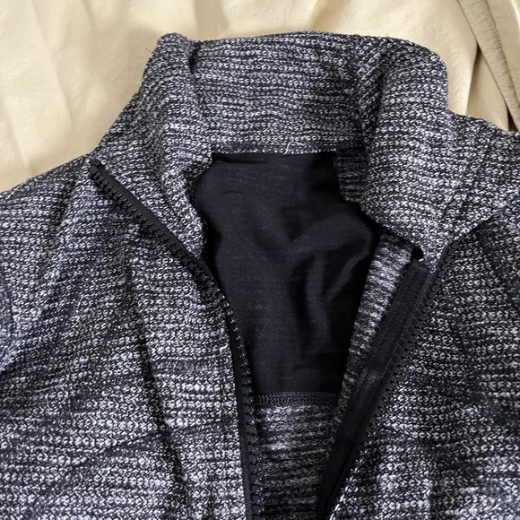 Lululemon Define Jacket - Picture 3 of 3